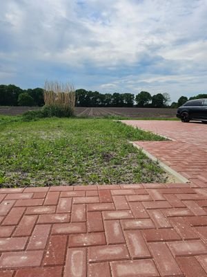 Terrasse und Land