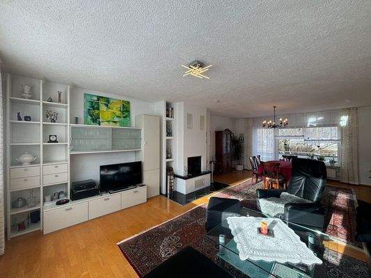 H 543 OG Wohn-Esszimmer Ansicht 2.jpg