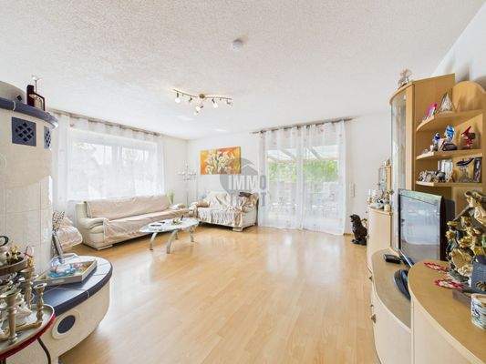 Wohnzimmer EG-Wohnung