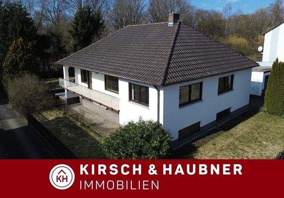 Bungalow mit tollem Walmdach