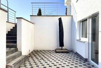 Terrasse im Lichtschachthof