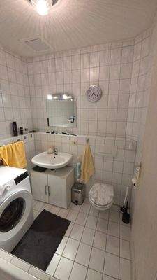 Badezimmer_WaschbeckenWC