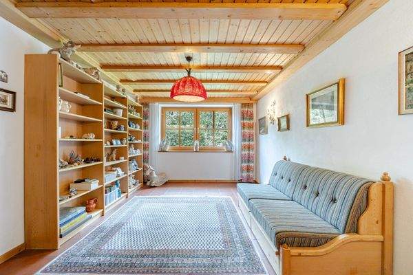 Schlaf-/Gäste-/Arbeitszimmer (Zimmer EG)