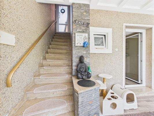 eigener Zugang zum UG 