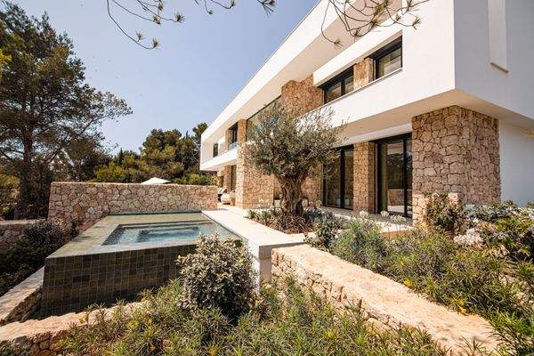 KPI1450- Villa en venta - Villa zu verkaufen - Villa for sale - Villa te koop - www.kensington-ibiza.com - Noelle Politiek
