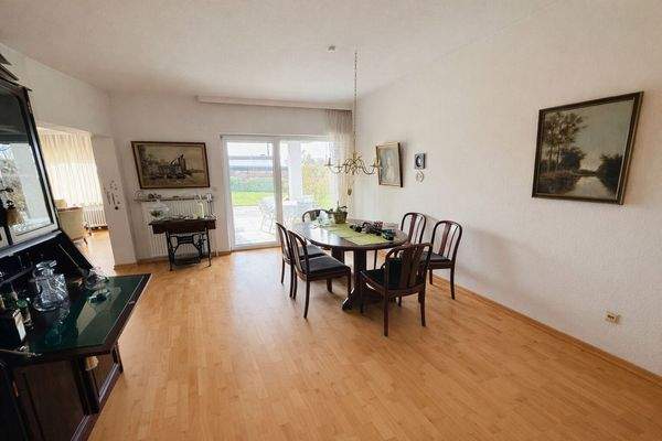 19 Esszimmer mit Terrassenzugang EG