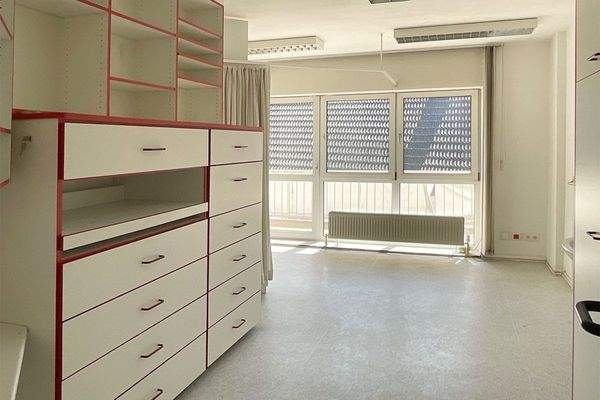 Zimmer (EKG) mit Balkon