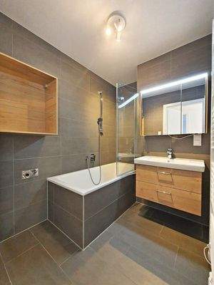 hochwertiges Badezimmer