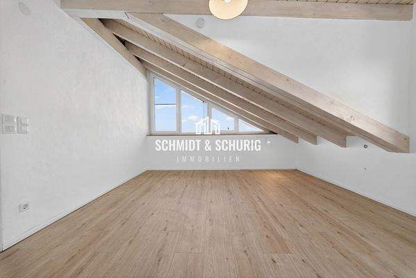 Kinderzimmer/ Dachgeschoss