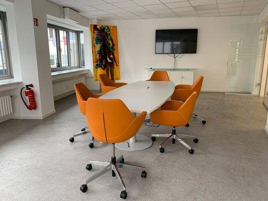 Besprechungsraum (2).JPG