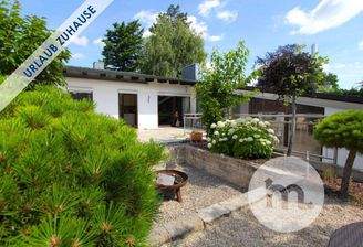 Titelbild - Blick auf die Terrasse