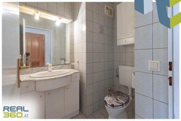 WC mit Waschmöglichkeit