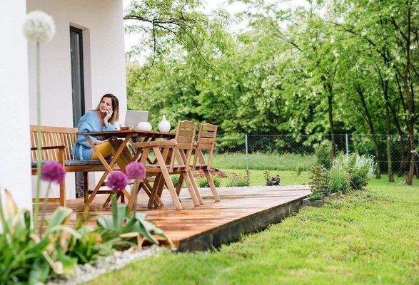 Auszeit auf ihrer Terrasse