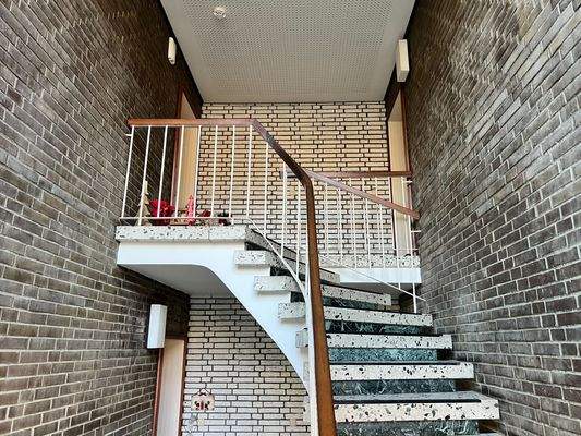 Gepflegtes Treppenhaus