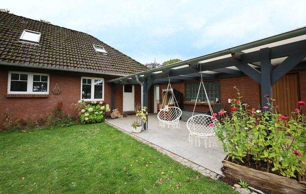 überdachte Terrasse