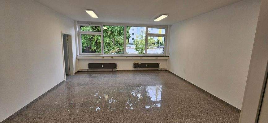 Büro/Praxisfläche