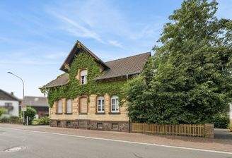 Straßenansicht