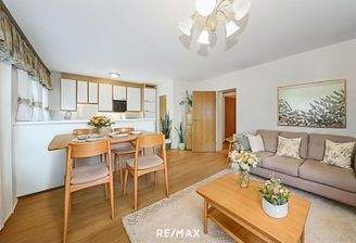 Visualisierung Wohnzimmer_Essbereich