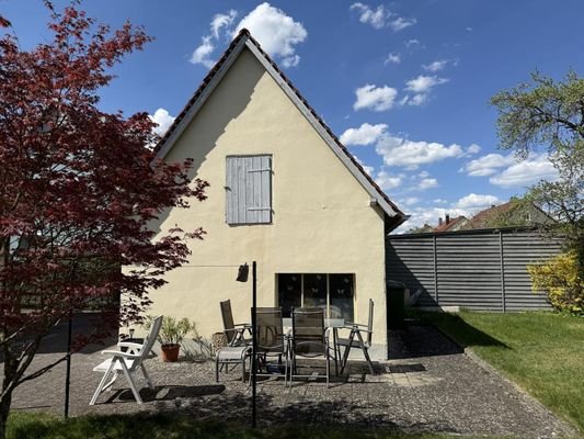 Terrasse an Garage