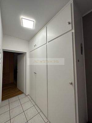 Diele mit Einbauschrank