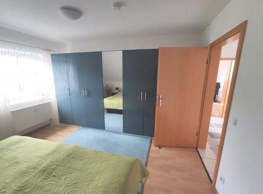 DG Schlafzimmer Bild 2