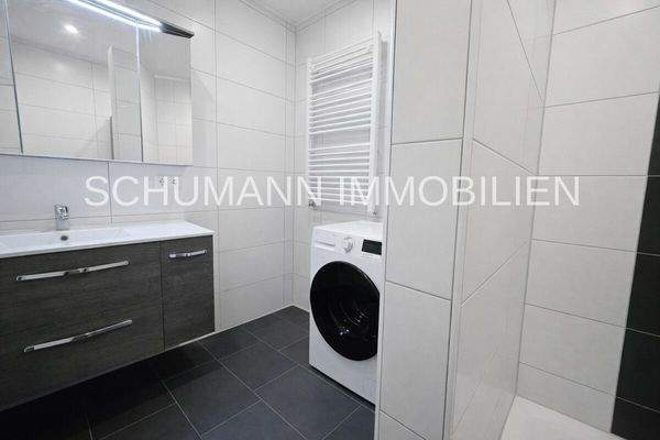 Anbau_modernes Duschbad