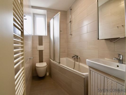 1OG Badezimmer #01