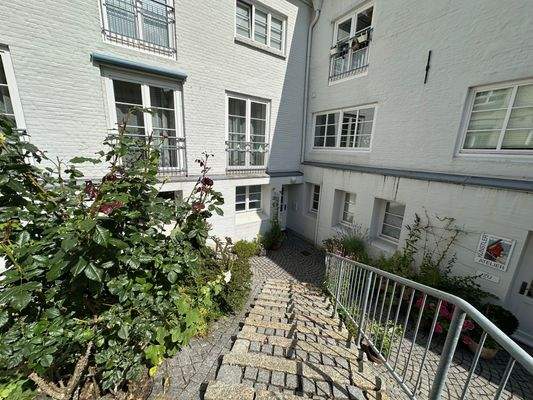 Husum, Wasserreihe 39-41_Hauseingangsbereich