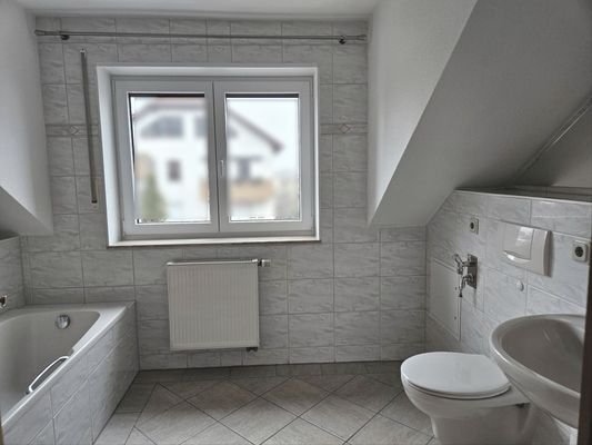 Wannenbad OG
