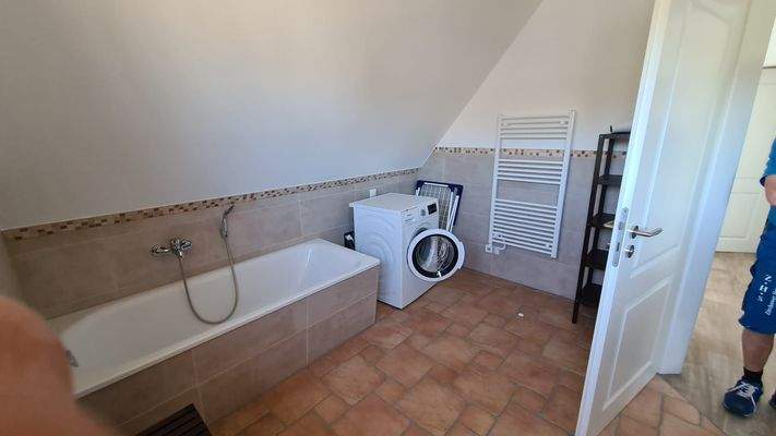 Bad + Waschmaschine.jpg