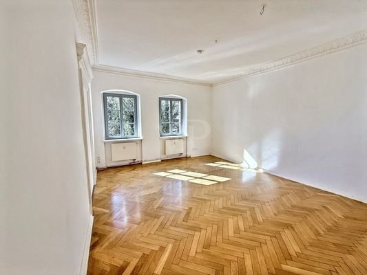 Zimmer WHG 106qm OG