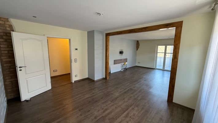 Wohn- und Esszimmer 