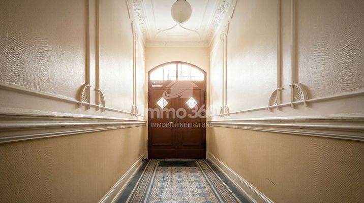 gepflegtes Mehrfamilienhaus