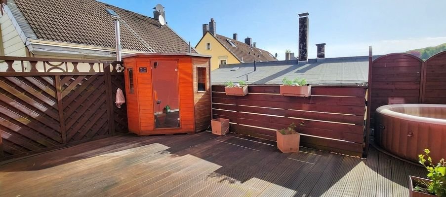SAUNA MAISONETTE-WOHNUNG 1.OG