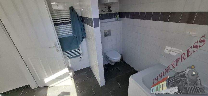 20250904_120955_resized