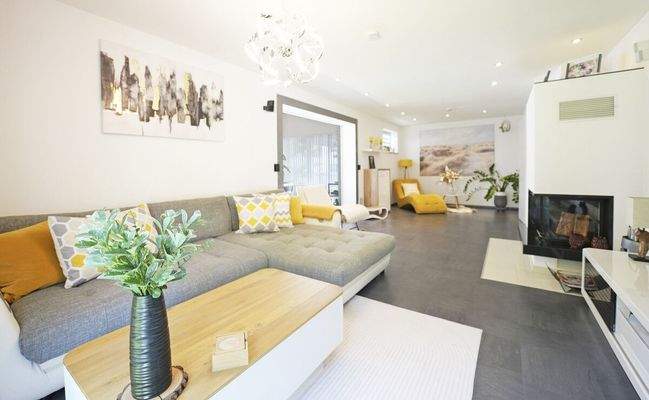 großzügiger Wohnbereich