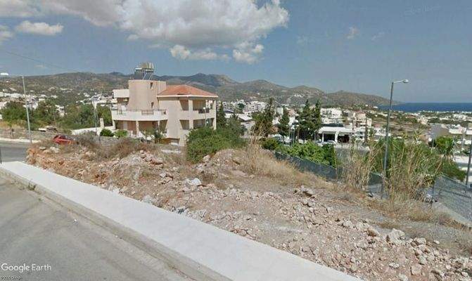 Kreta, Agios Nikolaos: Baugrundstück mit Meerblick in der Stadt zu verkaufen