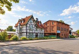 Villa und Werkstatt