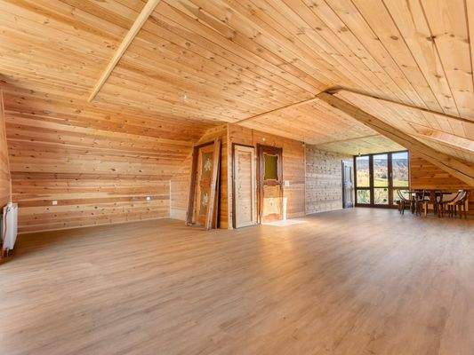 Wunderschön ausgebauter neuer Dachboden