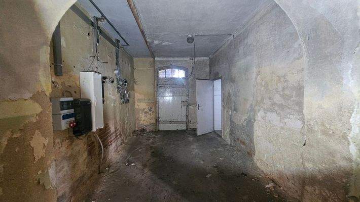 Eingang mit E-Verteilung.jpg