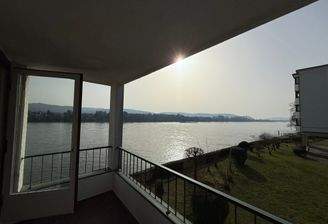 Rheinblick vom Balkon