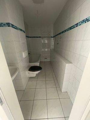 Modernes Badezimmer