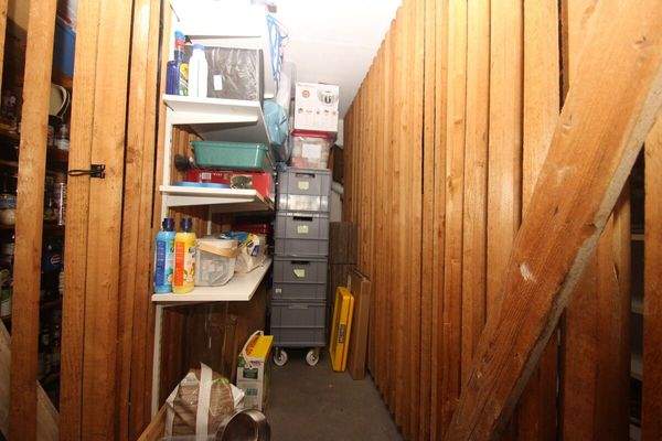 Separates Kellerabteil