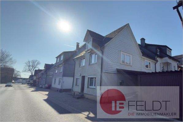 Seitenansicht von Norden und Umfeld