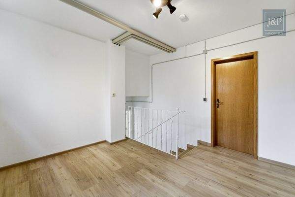 Büro/Hobbyraum Einliegerwohnung 