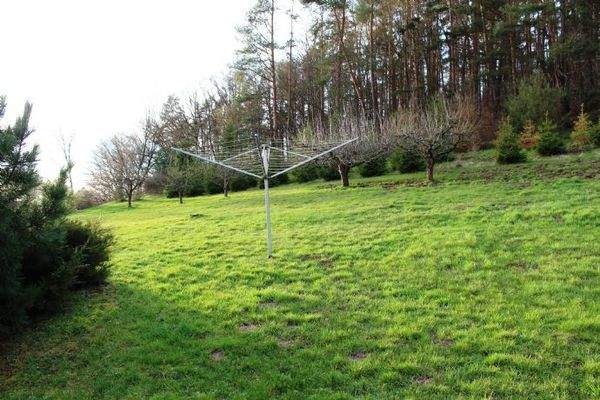 Garten und Waldgrundstück