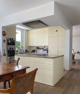 Kochtempel und Weinkühlschrank