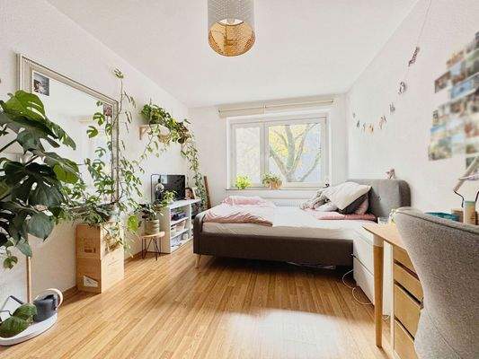 Wohnlich und hell auch dieses Zimmer