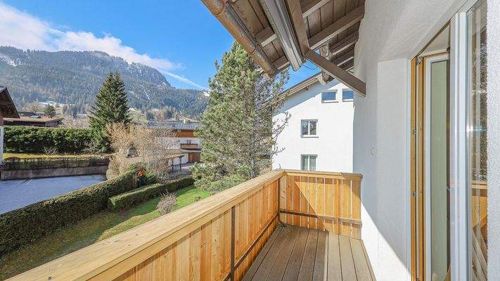 KITZIMMO-Hochwertige Wohnung in zentraler Ruhelage kaufen - Immobilien Kitzbühel.