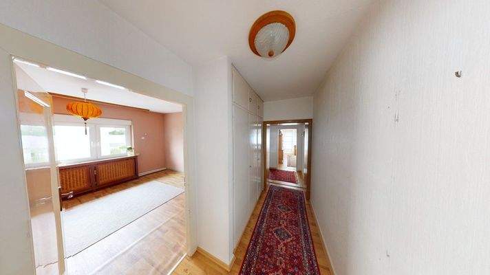 OG Wohnungsflur Teil 1